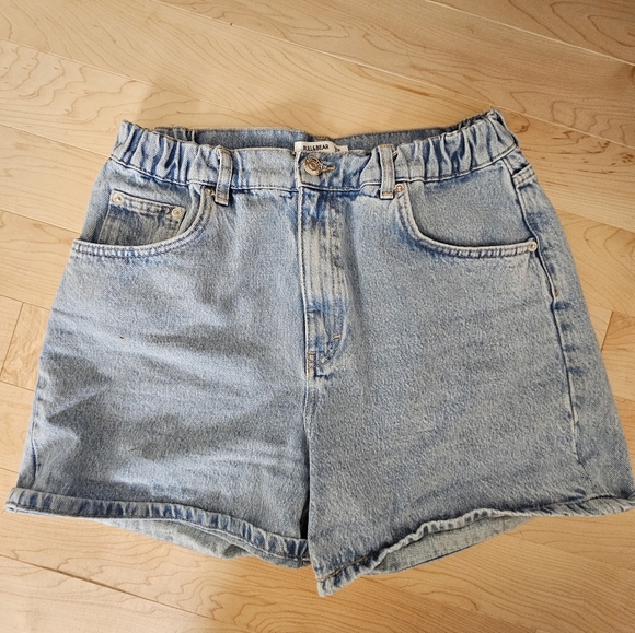 Pull&Bear ladies jean shorts sz 10 - Picture 1 of 3